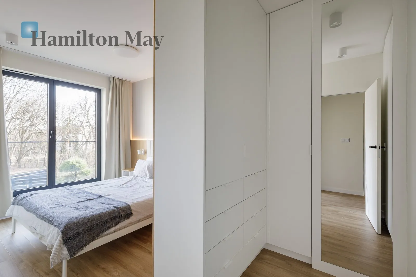 Subregion: Wieczysta Distance to centre: 3.68 km Level: 1 Price: 7600 PLN Bedrooms: 3 Bathrooms: 2 - slider