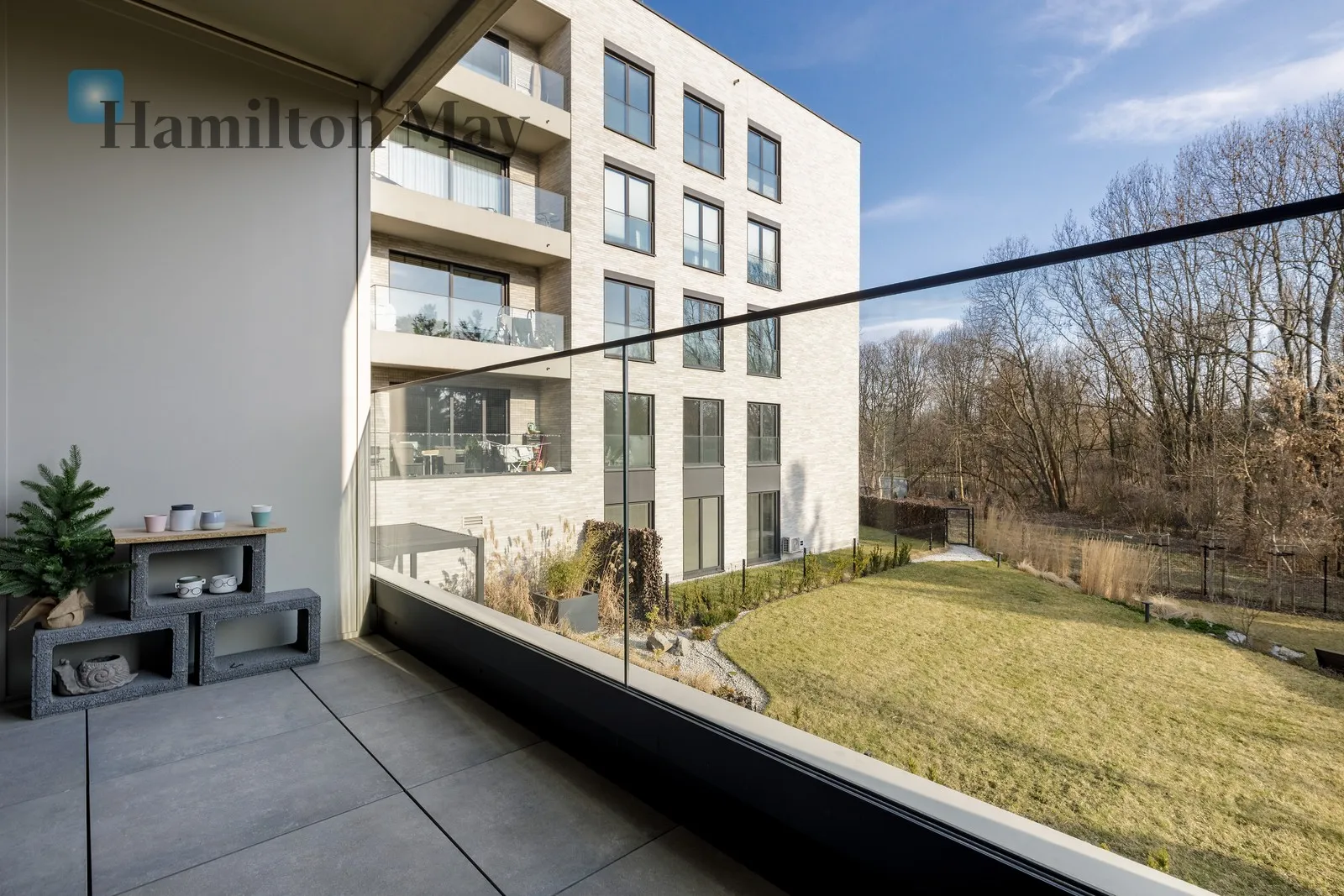 City: Kraków Street: Aleja Jana Pawła II Region: Prądnik Czerwony Subregion: Wieczysta - slider