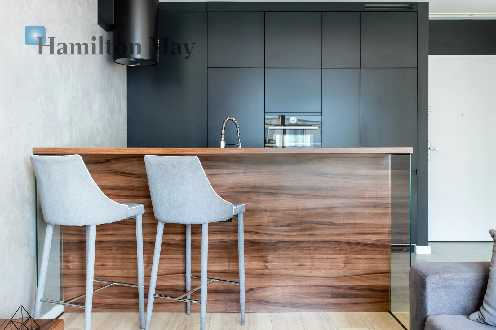 Region: Stare Miasto Level: 6 Price: 3800 PLN Bedrooms: 1 Bathrooms: 1 Size: 45m2 Price/m2: 84 PLN - slider