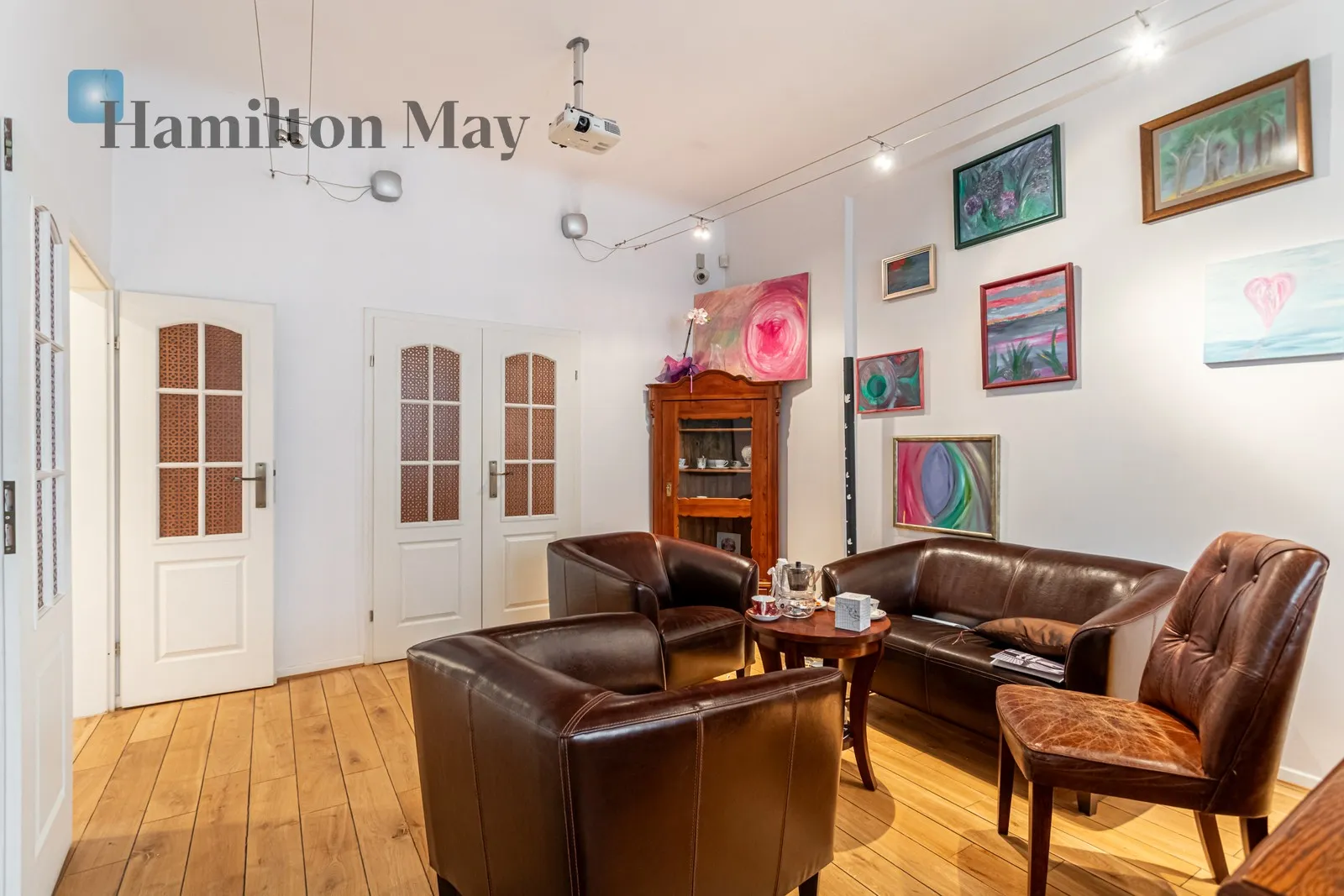 City: Warszawa Street: Chocimska Region: Mokotów Subregion: Stary Mokotów Distance to centre: 2.17 km Price: 6800 PLN Bedrooms: null Bathrooms: null Plot size: nullm2 - slider