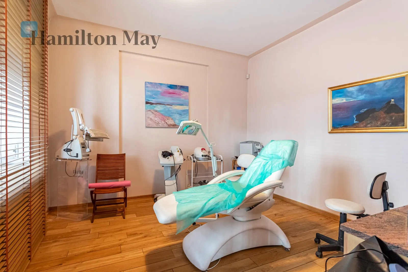 Region: Mokotów Subregion: Stary Mokotów Distance to centre: 2.17 km Price: 6800 PLN Bedrooms: null Bathrooms: null Plot size: nullm2 - slider