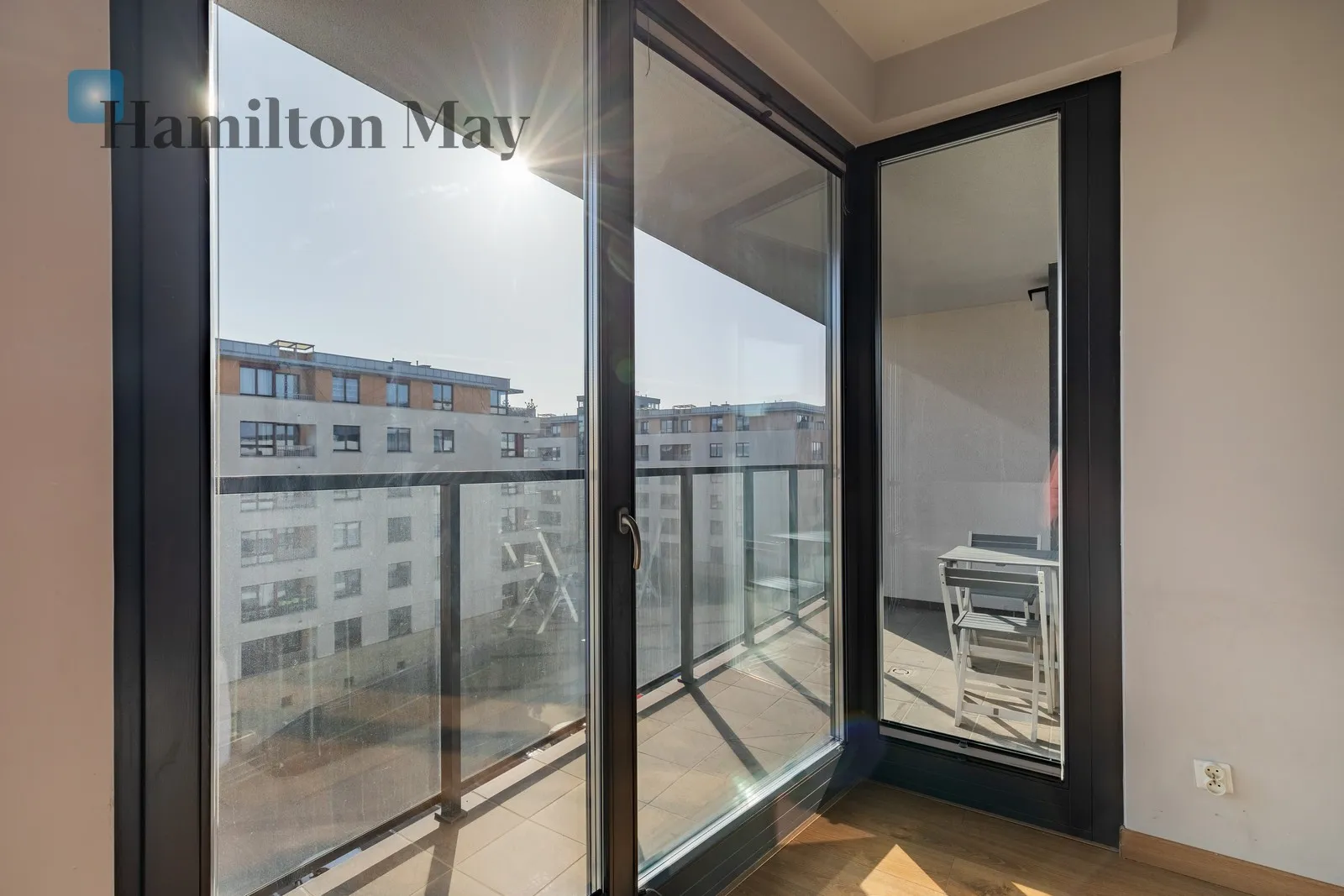 Apartment with a view and balconies in Czerwone Maki - slider