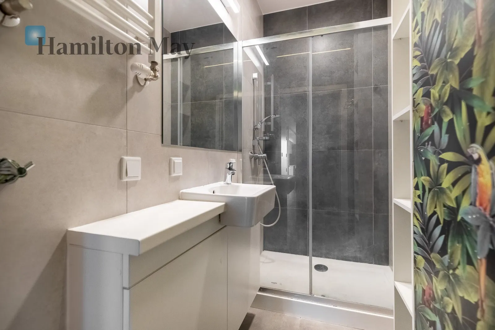 Apartment with a view and balconies in Czerwone Maki - slider