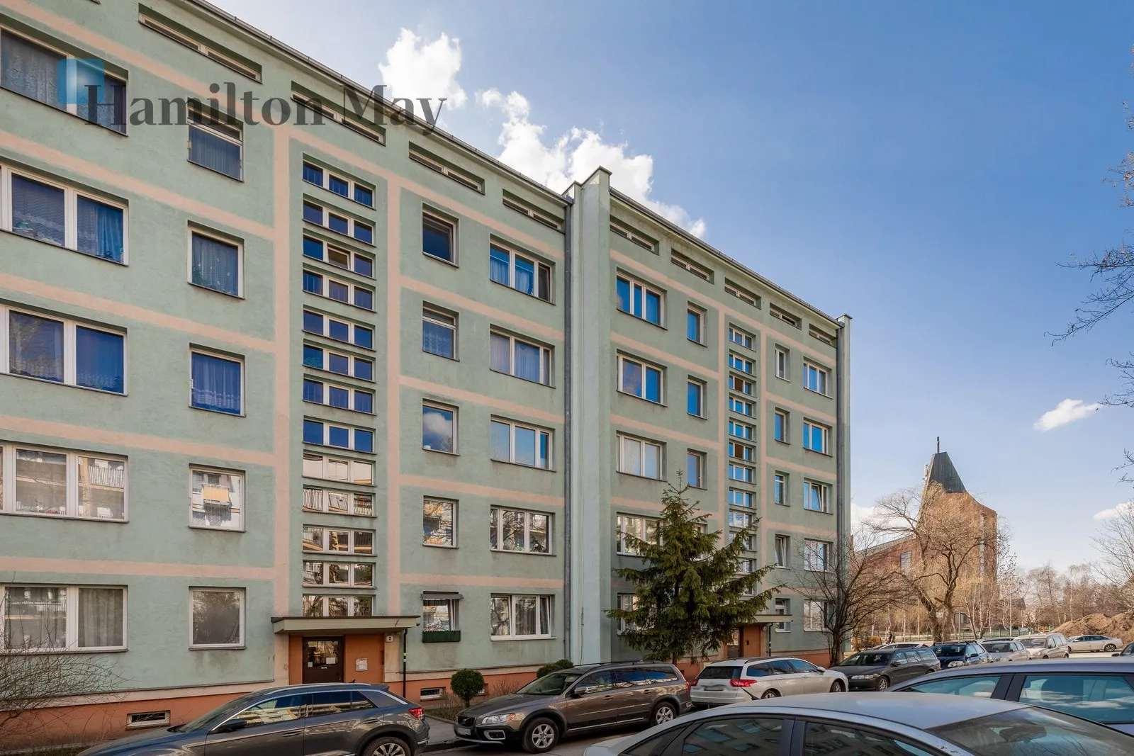 Price: 655000 PLN Bedrooms: 1 Bathrooms: 1 Size: 50m2 Price/m2: 13100 PLN - slider