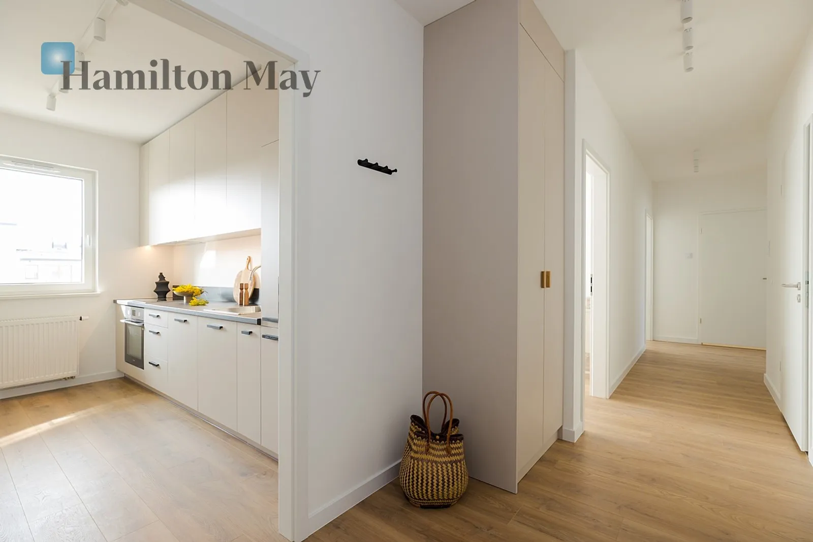 Region: Praga-Południe Subregion: Kamionek Distance to centre: 4.69 km Level: 1 Price: 1490000 PLN Bedrooms: 3 Bathrooms: 2 Size: 82.03m2 Price/m2: 18164 PLN - slider