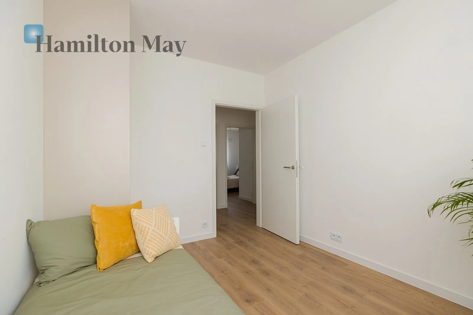 Region: Praga-Południe Subregion: Kamionek Distance to centre: 4.69 km Level: 1 Price: 1490000 PLN Bedrooms: 3 Bathrooms: 2 - slider