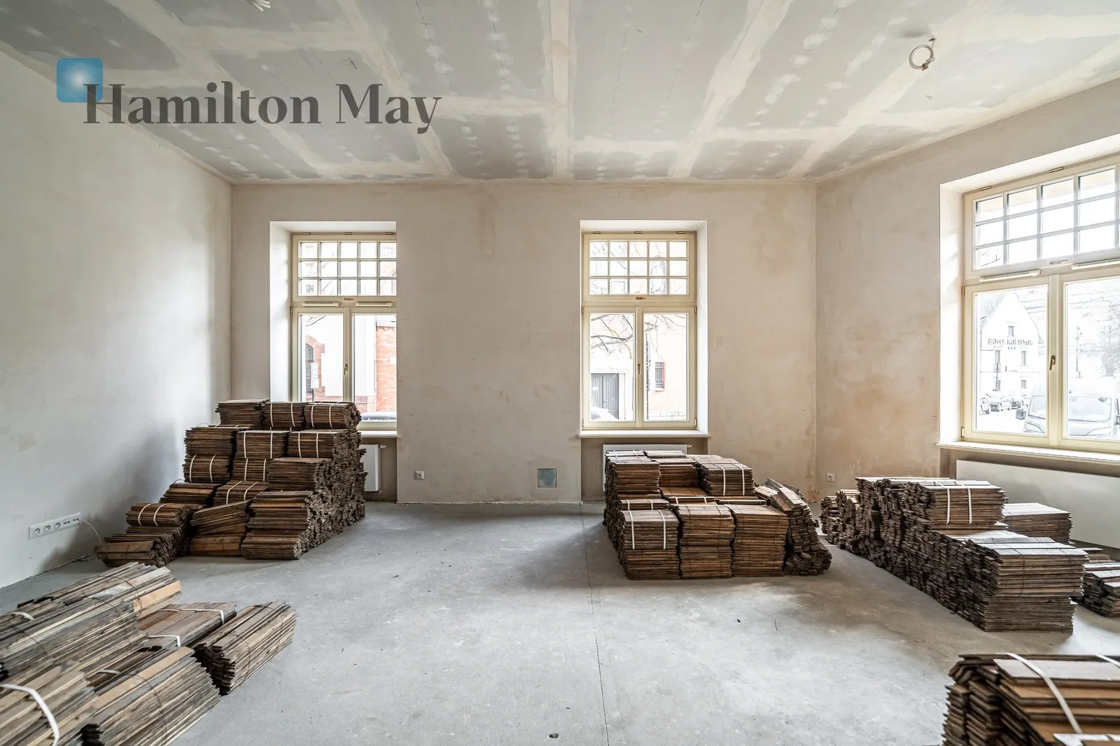 Street: Wenecja Region: Stare Miasto Subregion: Nowy Świat Price: 3470319.99 PLN Bedrooms: 2 - slider