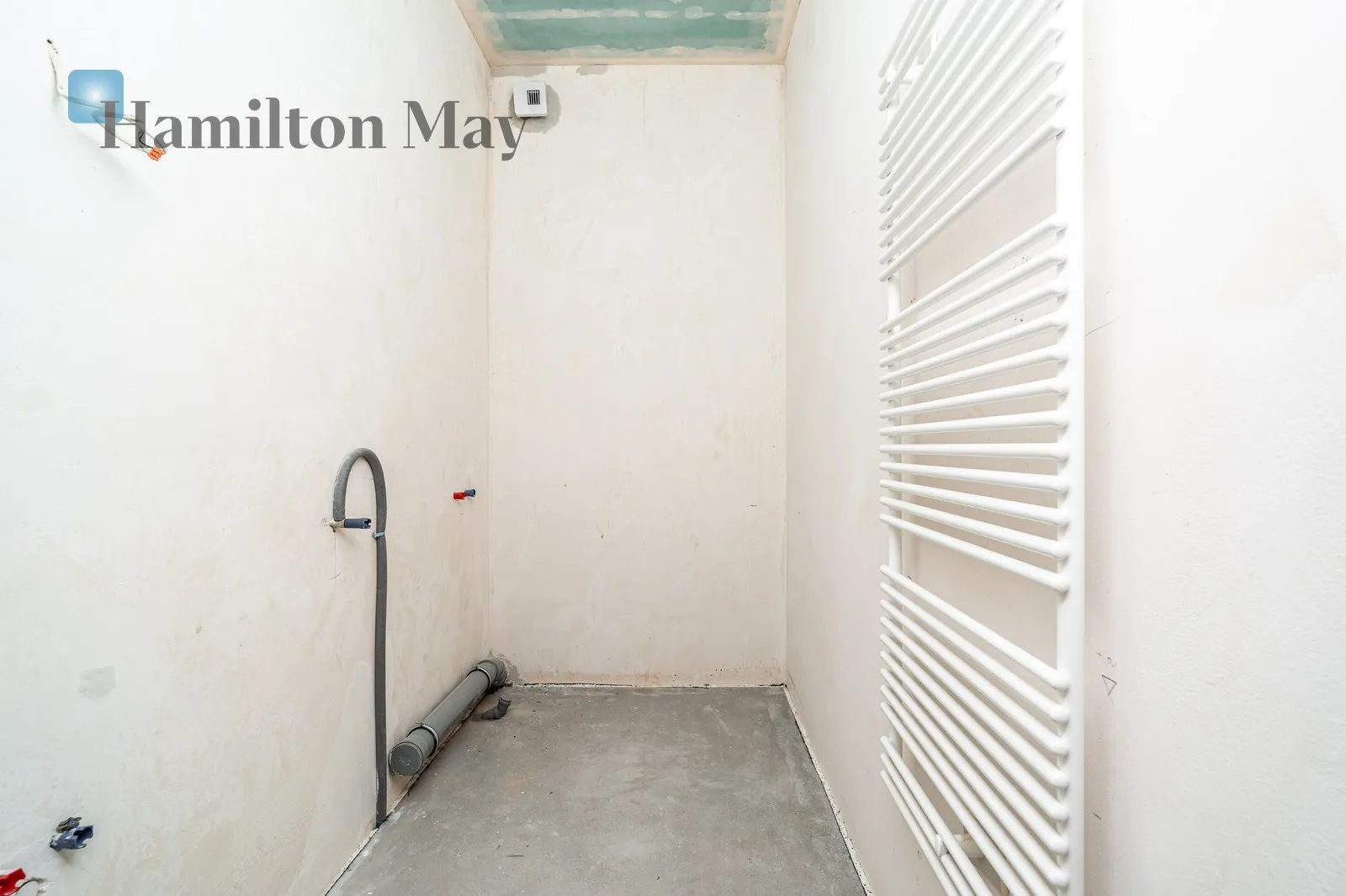 Subregion: Nowy Świat Price: 3470319.99 PLN Bedrooms: 2 Bathrooms: 2 - slider