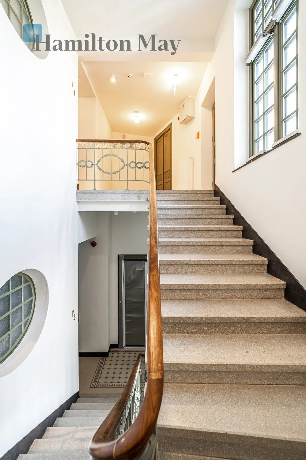 Apartment in a new, prestigious investment in the Old Town - developer standard - slider