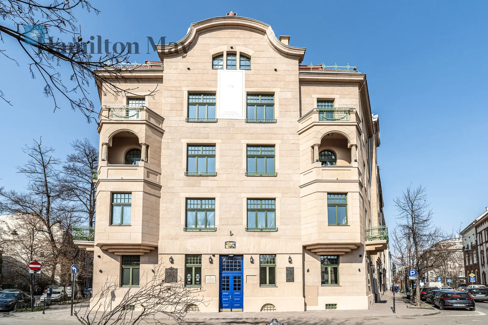 Квартира в новому, престижному інвестиційному комплексі в Старому місті - стандарт забудовника - slider