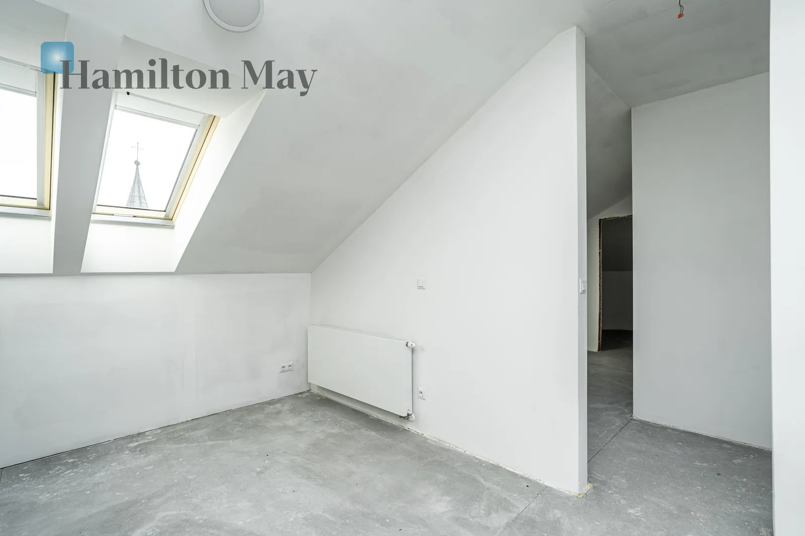 Street: Wenecja Region: Stare Miasto Subregion: Nowy Świat Level: 4 Price: 3664245 PLN Bedrooms: 2 - slider