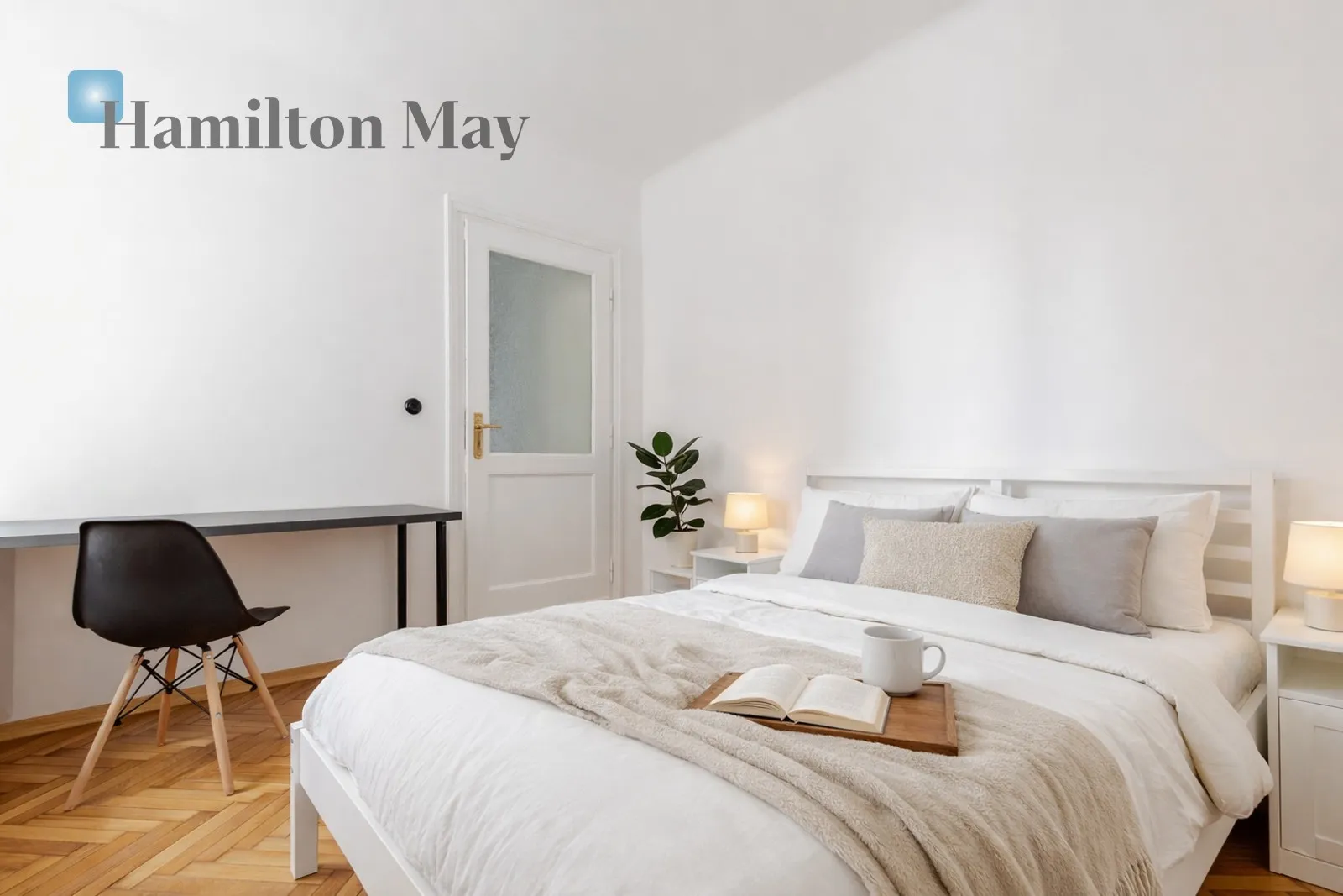 A charming two room apartment in the Old Town with a beautiful view of the Old Town - slider