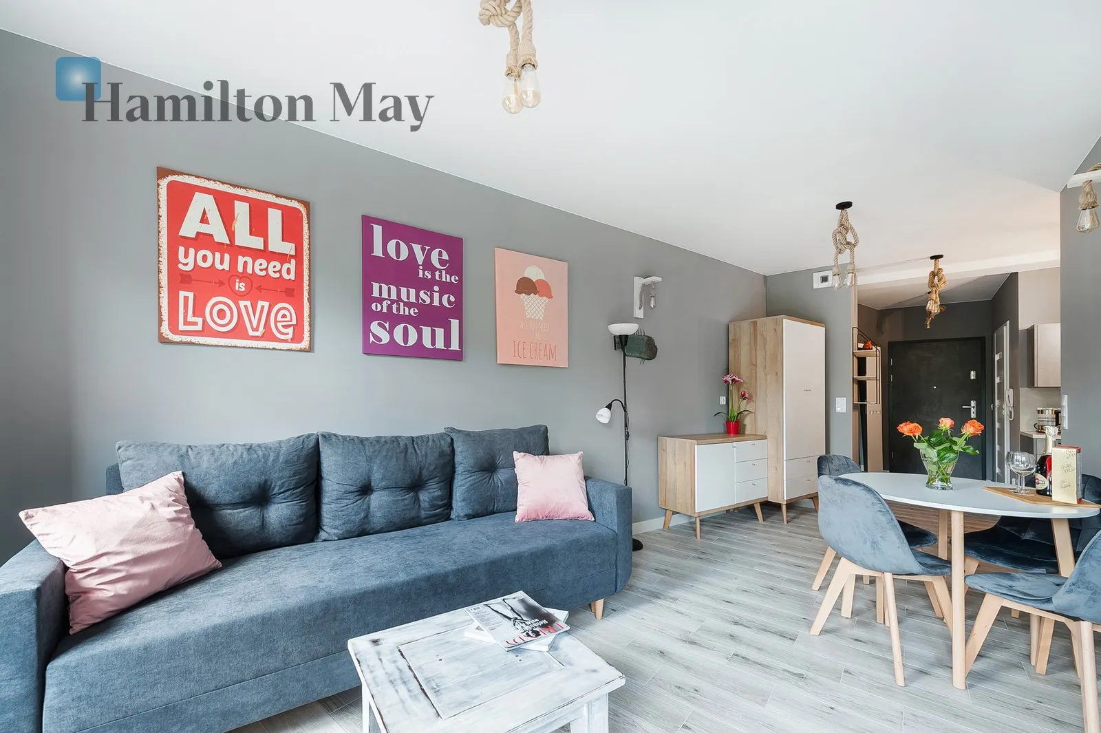 City: Kraków Street: Barska Region: Dębniki Subregion: Ludwinów Distance to centre: 1.83 km Level: 2 Price: 967980 PLN Bedrooms: 1 Bathrooms: 1 - slider