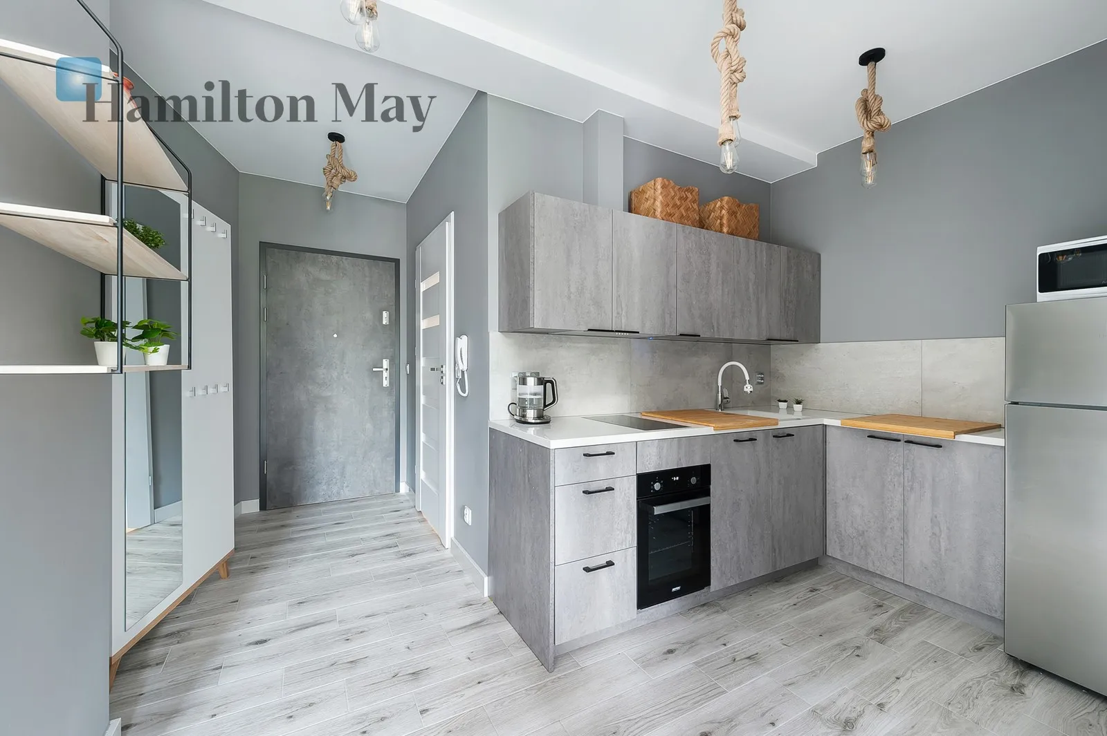 City: Kraków Street: Barska Region: Dębniki Subregion: Ludwinów Distance to centre: 1.83 km Level: 2 Price: 967980 PLN - slider