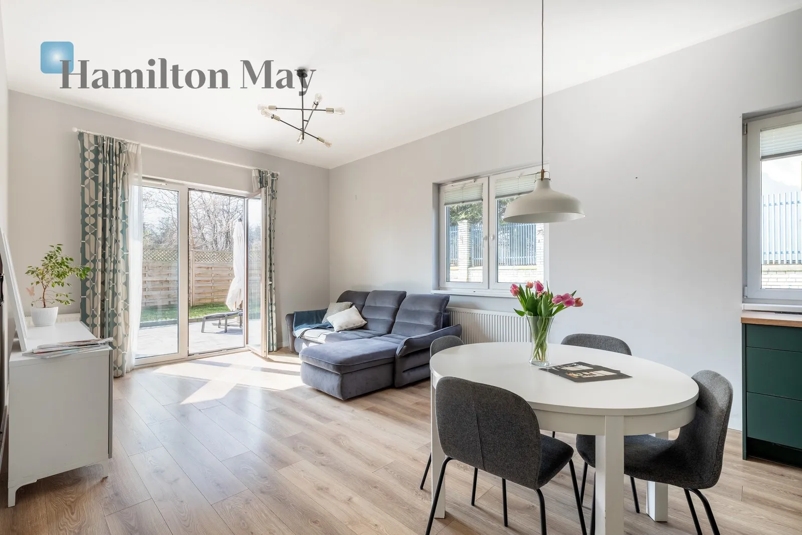 City: Kraków Street: Czerwonego Prądnika Region: Prądnik Czerwony Distance to centre: 2.51 km Price: 1290000 PLN Bedrooms: 2 Bathrooms: 1 Size: 69m2 Price/m2: 18696 PLN - slider