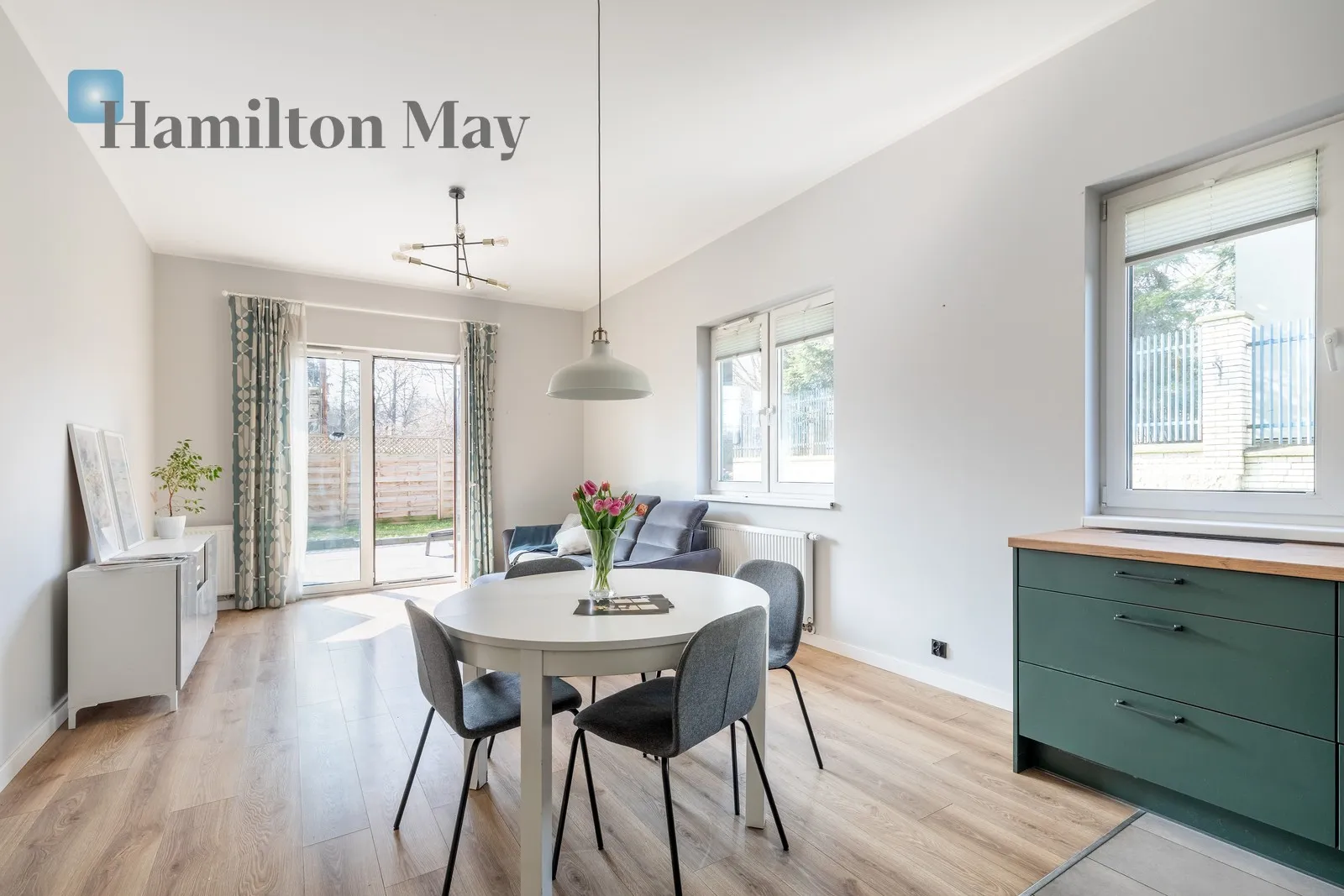 Street: Czerwonego Prądnika Region: Prądnik Czerwony Distance to centre: 2.51 km Price: 1290000 PLN Bedrooms: 2 Bathrooms: 1 Size: 69m2 Price/m2: 18696 PLN - slider