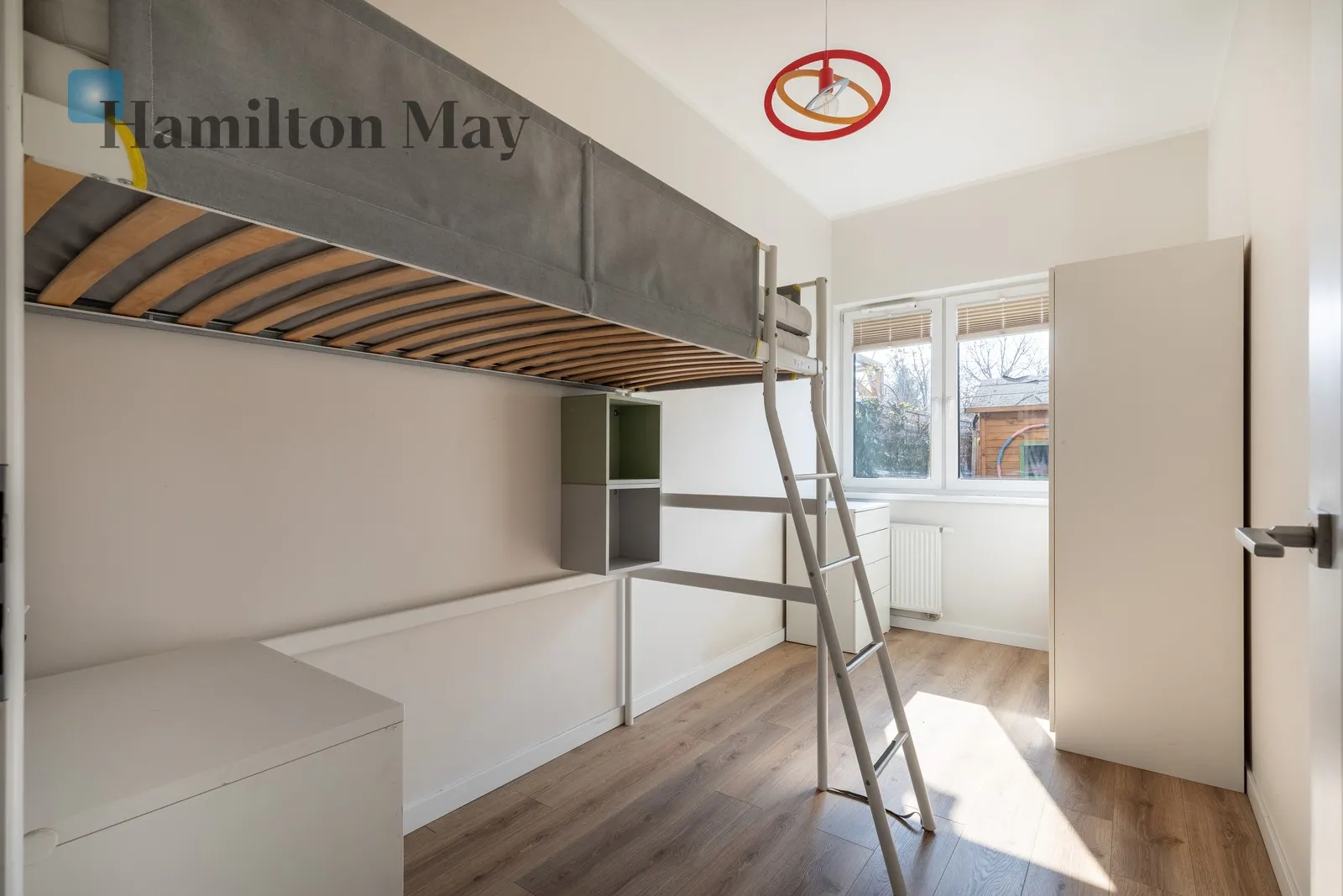 Price: 1290000 PLN Bedrooms: 2 Bathrooms: 1 - slider