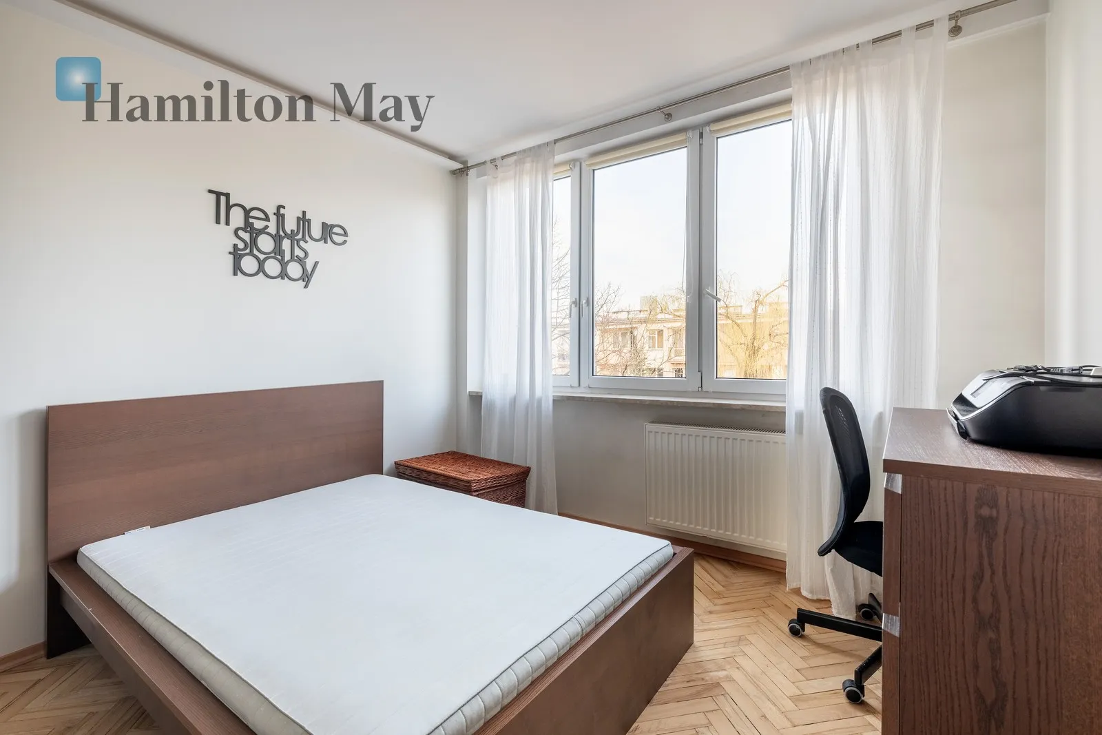 Distance to centre: 2 km Level: 4 Price: 2800 PLN Bedrooms: 1 Bathrooms: 1 - slider