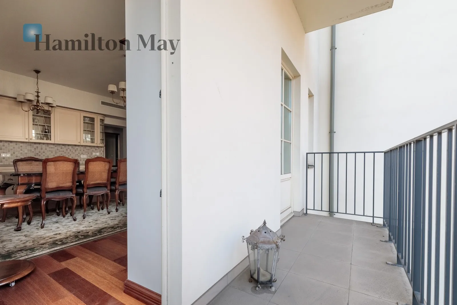 City: Kraków Street: Sukiennicza Region: Stare Miasto - slider