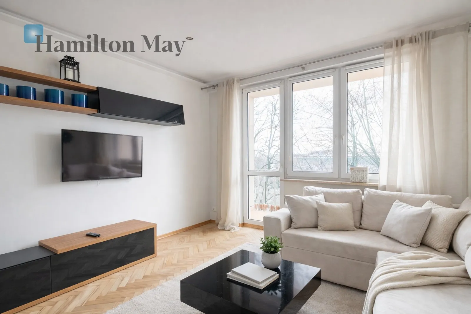 City: Kraków Street: płk. Francesco Nullo Region: Grzegórzki Distance to centre: 2 km Level: 4 Price: 2800 PLN Bedrooms: 1 Bathrooms: 1 Size: 49m2 Price/m2: 57 PLN - slider