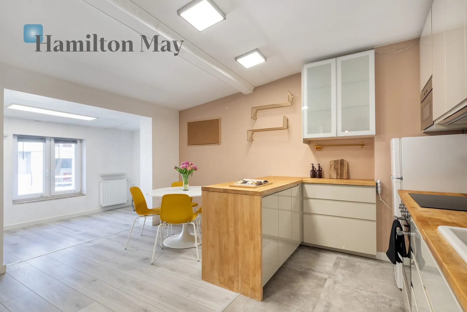 A cozy attic apartment with a separate bedroom in the heart of Podgórze - slider