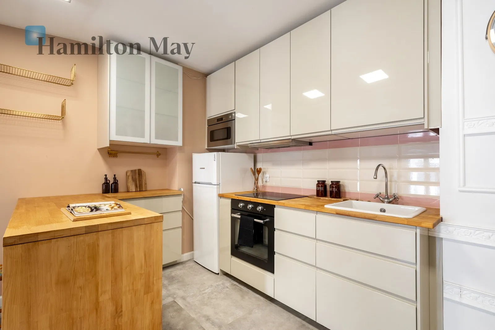 A cozy attic apartment with a separate bedroom in the heart of Podgórze - slider