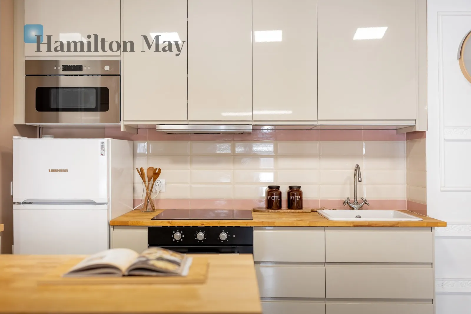 A cozy attic apartment with a separate bedroom in the heart of Podgórze - slider