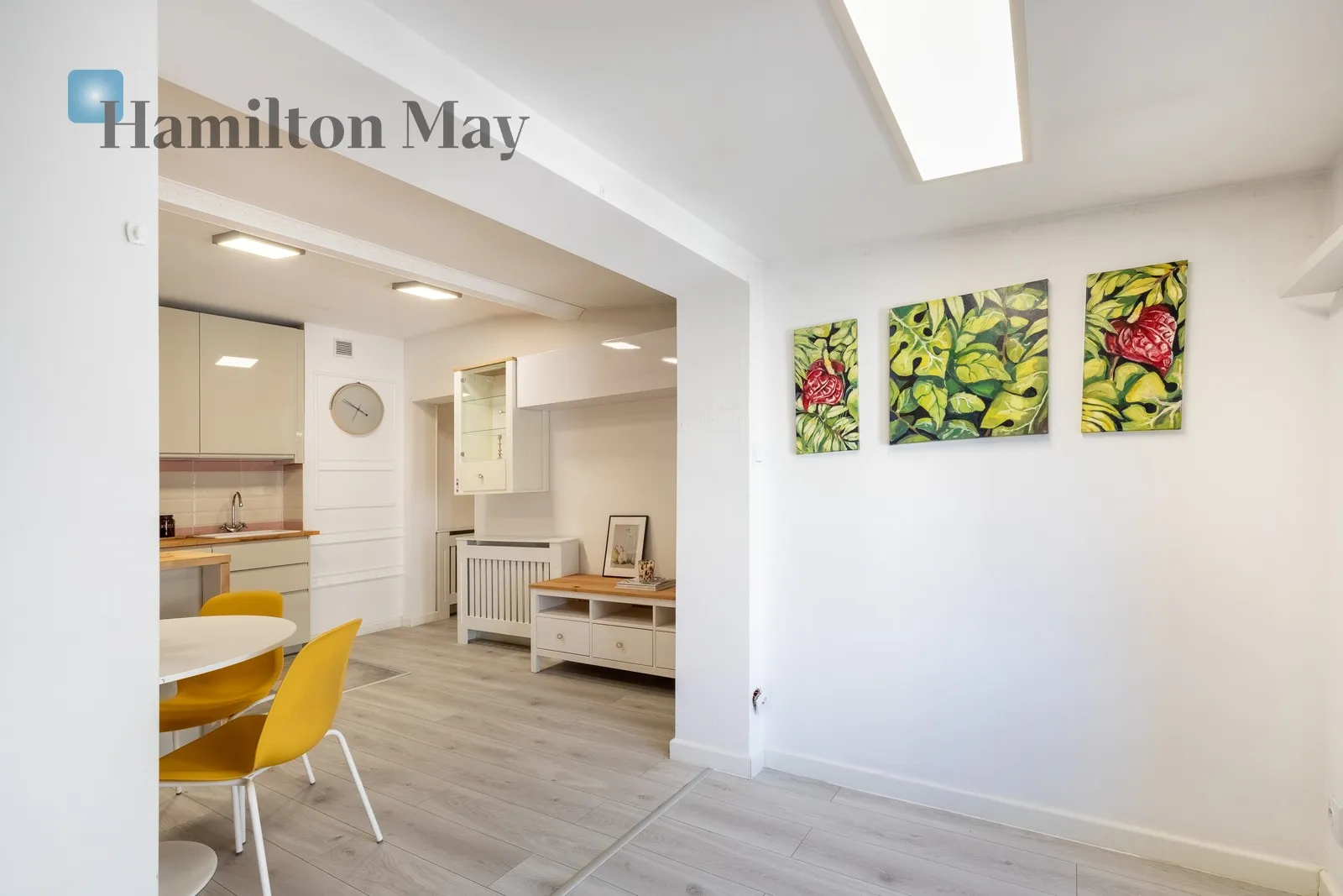 A cozy attic apartment with a separate bedroom in the heart of Podgórze - slider