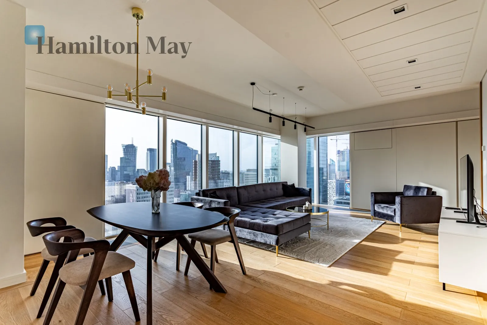 Елегантна, простора квартира в престижному інвестиційному комплексі Złota 44 - slider