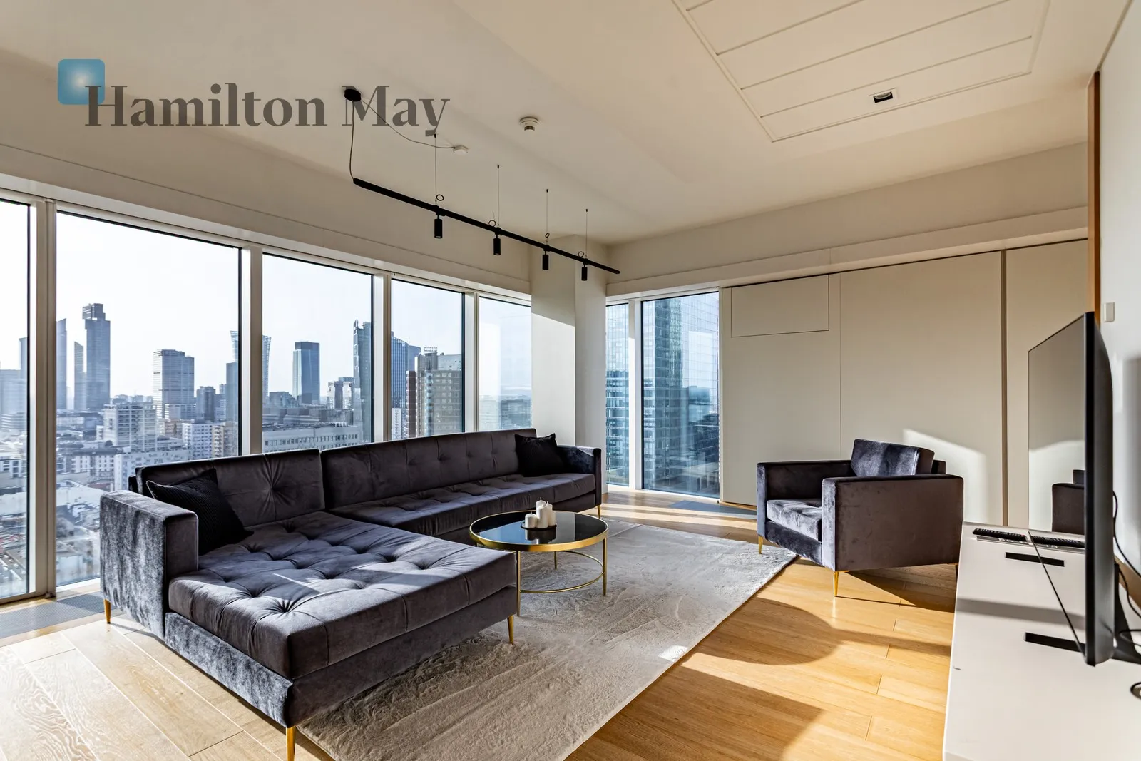 Елегантна, простора квартира в престижному інвестиційному комплексі Złota 44 - slider