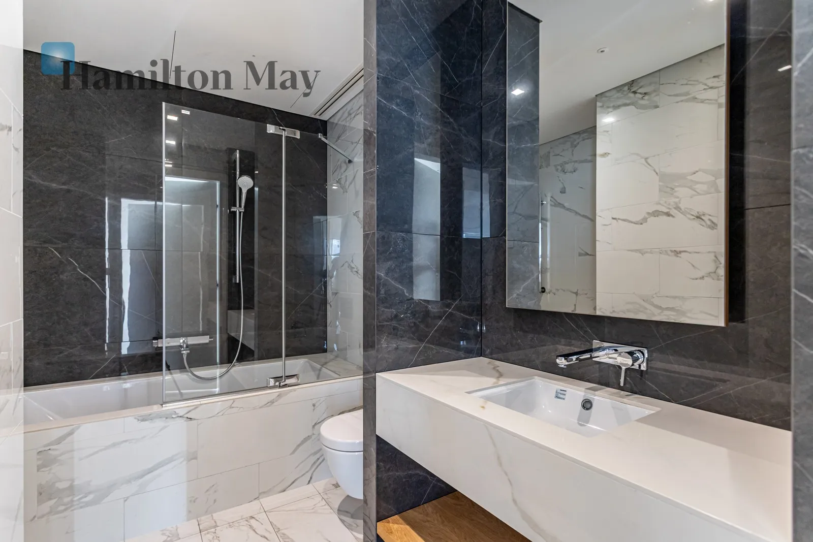 Елегантна, простора квартира в престижному інвестиційному комплексі Złota 44 - slider