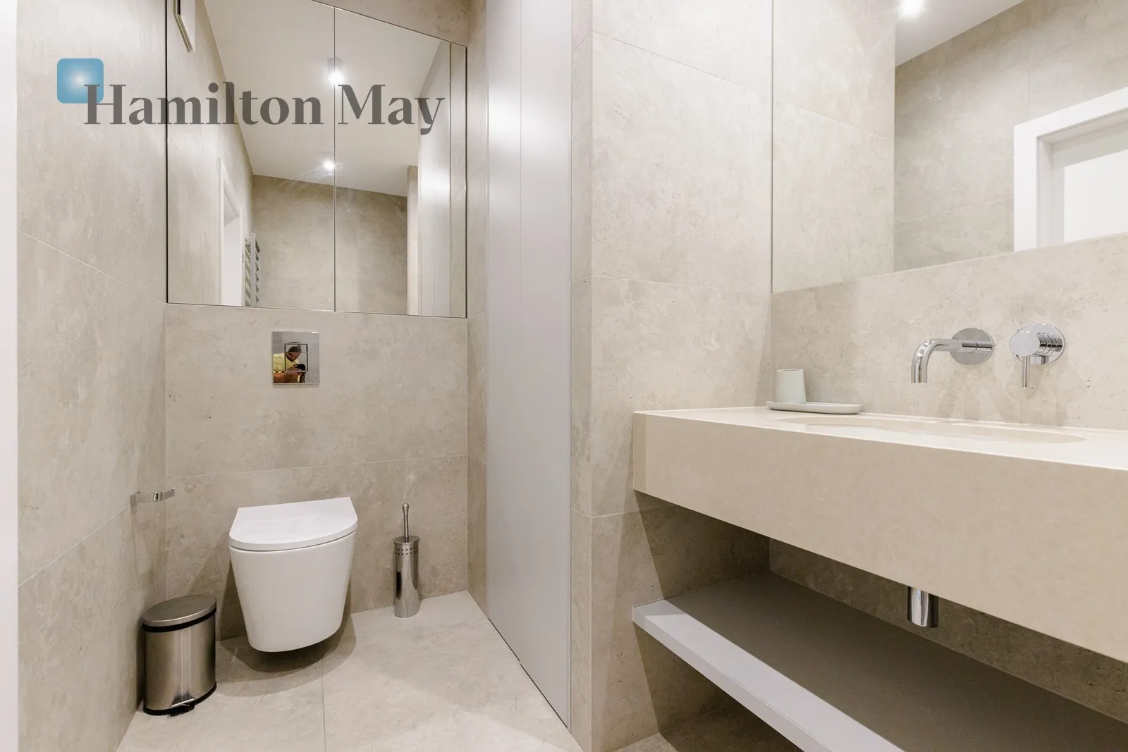 Region: Wola Subregion: Czyste Distance to centre: 3.16 km Level: 1 Price: 8100 PLN Bedrooms: 2 Bathrooms: 2 Size: 58m2 - slider