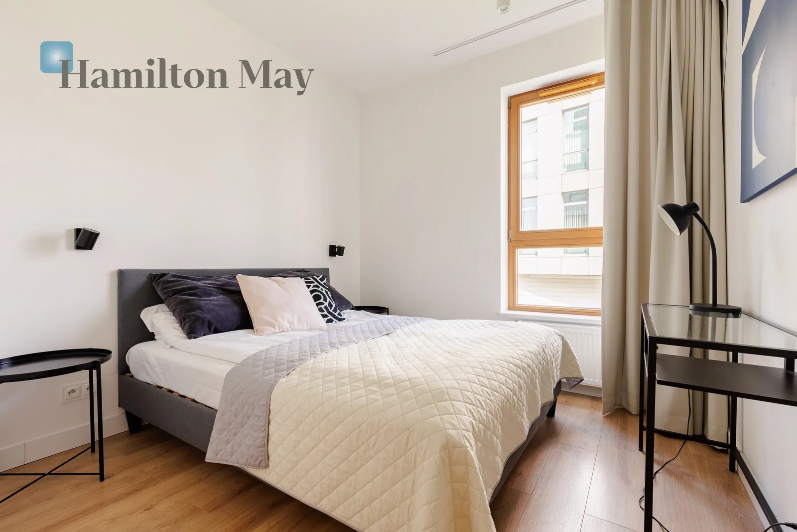 Subregion: Czyste Distance to centre: 3.16 km Level: 1 Price: 8100 PLN Bedrooms: 2 Bathrooms: 2 Size: 58m2 Price/m2: 140 PLN - slider