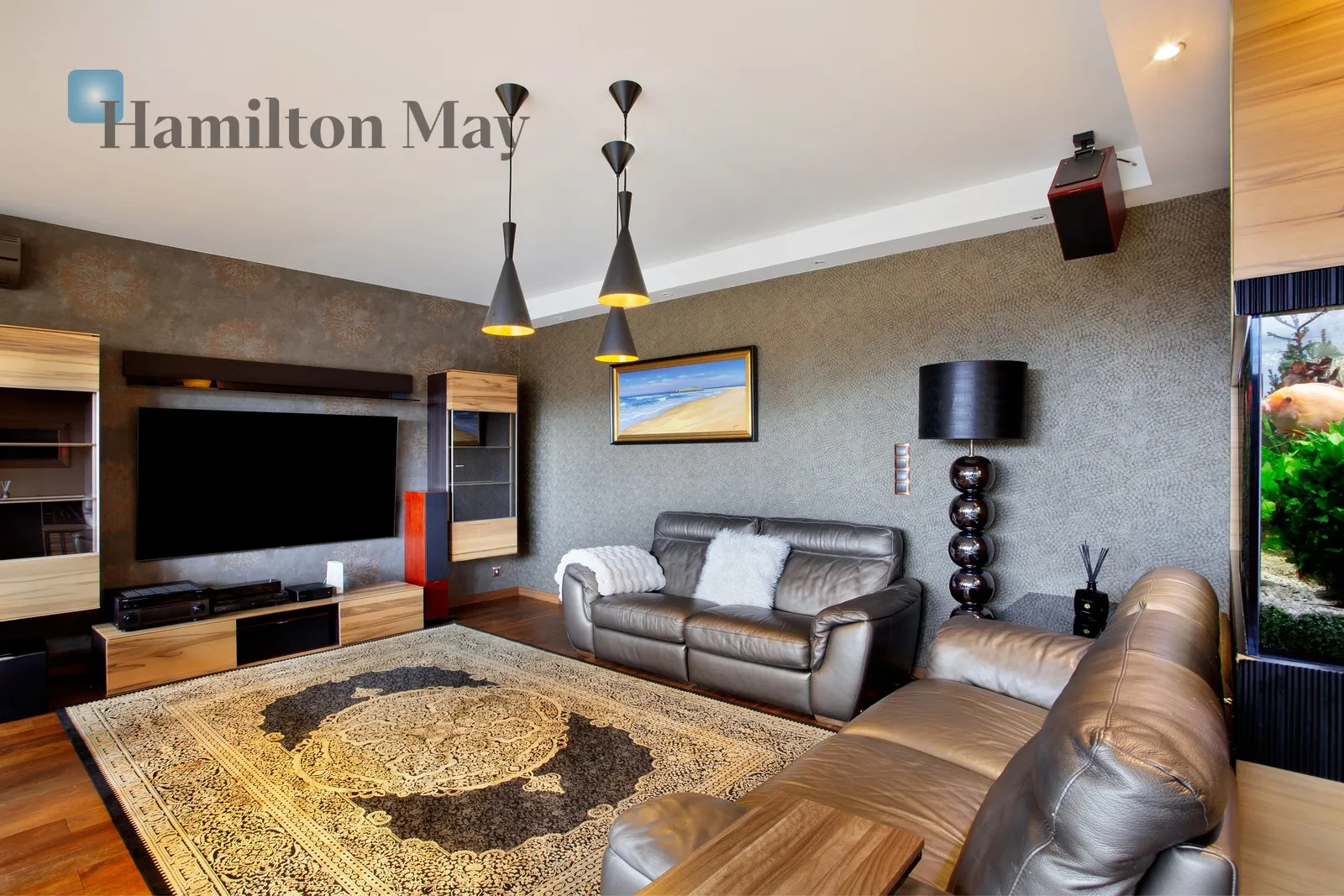 Street: Przemysłowa Region: Podgórze Subregion: Zabłocie Distance to centre: 2.19 km Level: 7 Price: 4100000 PLN Bedrooms: 3 Bathrooms: 3 Size: 172.9m2 Price/m2: 23713 PLN - slider
