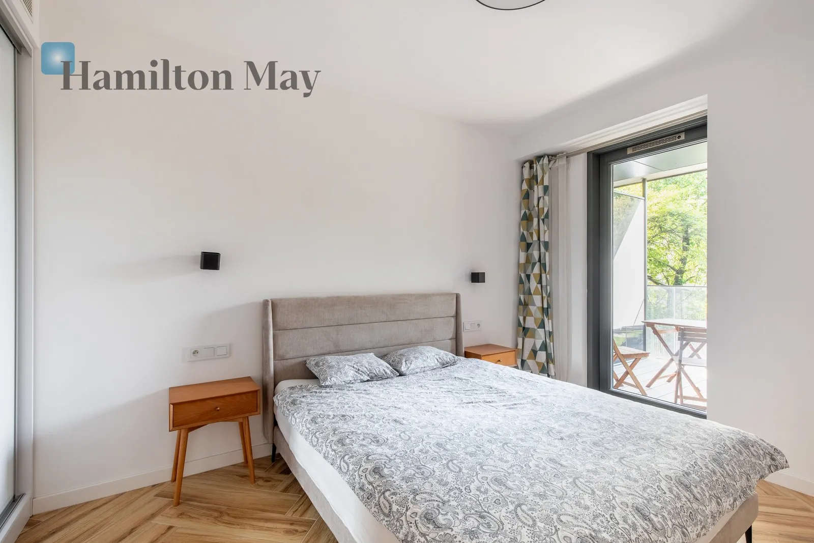 Angel Stradom | Elegancki apartament z dostępem do strefy wellness w sercu Starego Miasta - slider