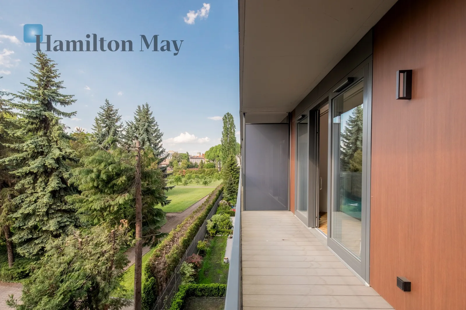 Angel Stradom | Elegancki apartament z dostępem do strefy wellness w sercu Starego Miasta - slider