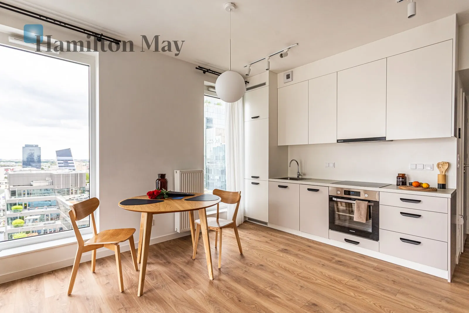 Studio | 39.62 m2 | Close to the Center | High floor in Unique Tower - slider