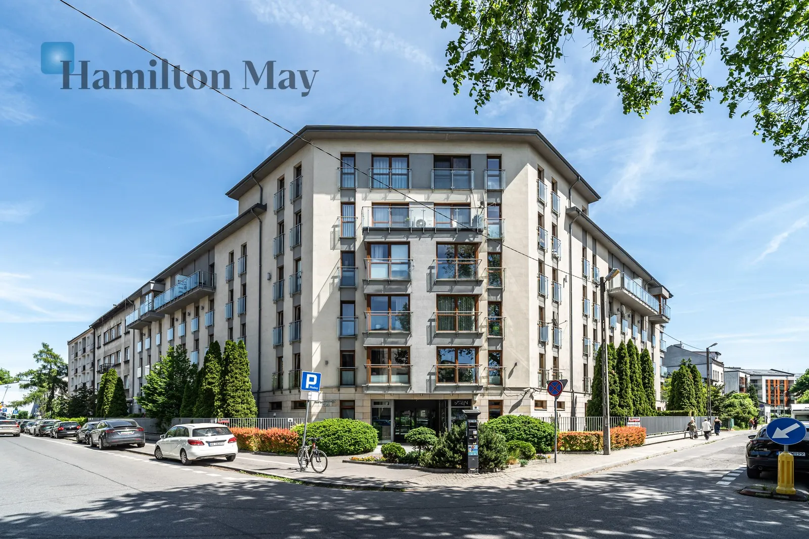 Level: 1 Price: 6700 PLN Bedrooms: 4 - slider