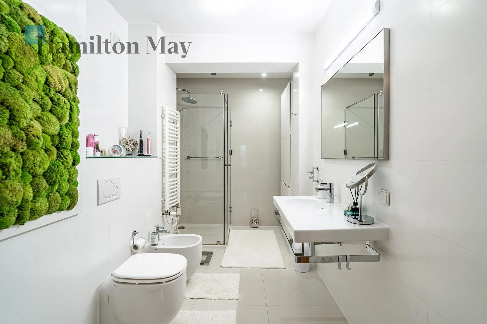 Level: 1 Price: 6700 PLN Bedrooms: 4 Bathrooms: 2 Size: 164m2 - slider