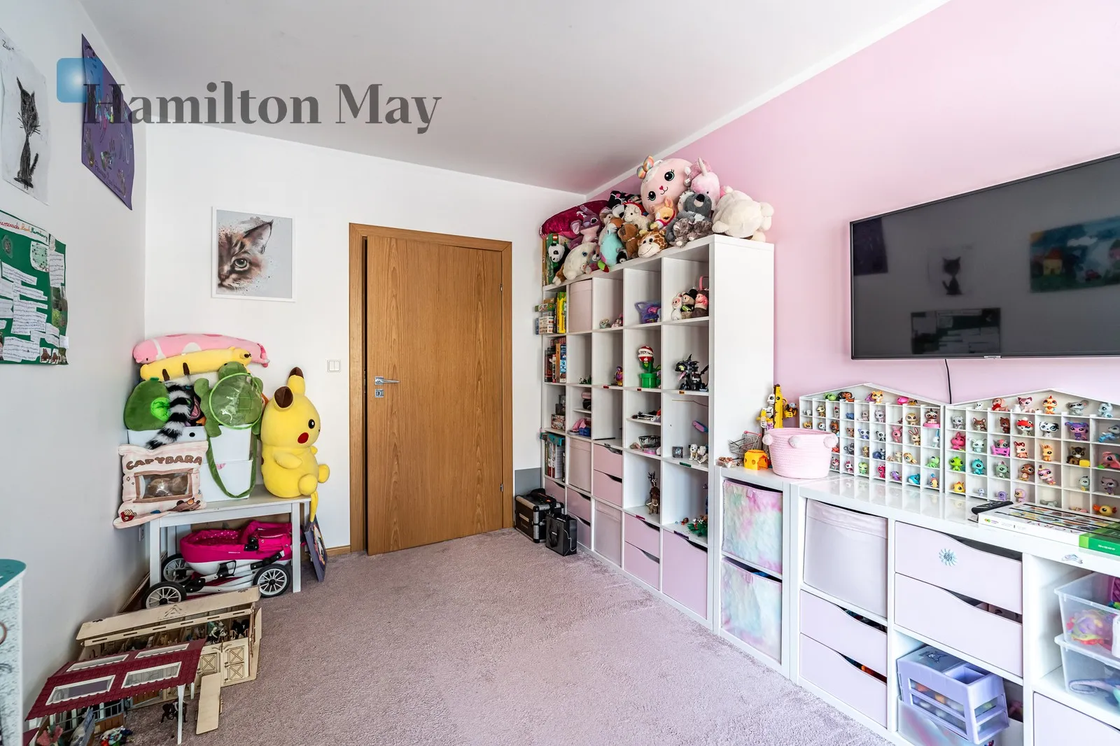 Level: 1 Price: 6700 PLN Bedrooms: 4 Bathrooms: 2 Size: 164m2 Price/m2: 41 PLN - slider