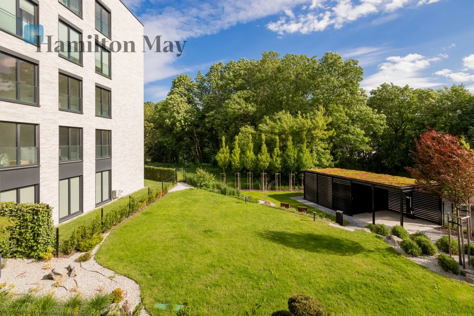 Bright and modern 4-room apartment at Tauron Arena Wieczysta - slider