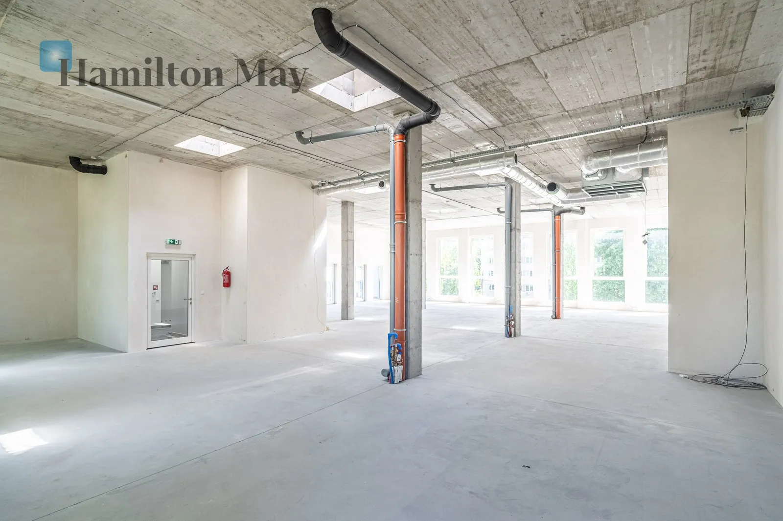 Street: Osiedle Na Lotnisku Region: Bieńczyce Distance to centre: 6.13 km Level: 1 Price: 16830 PLN Bedrooms: null Bathrooms: null Plot size: nullm2 - slider