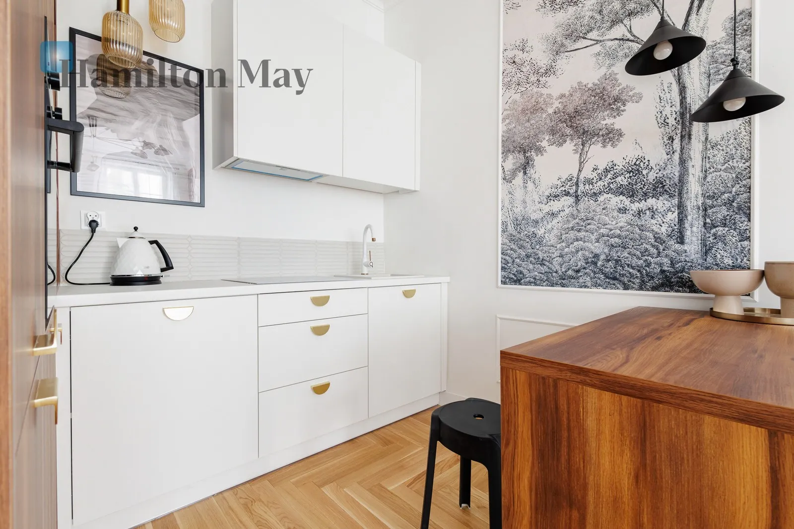 Region: Śródmieście Subregion: Nowe Miasto Distance to centre: 2.37 km Level: 1 Price: 5500 PLN Bedrooms: 1 Bathrooms: 1 Size: 49m2 Price/m2: 112 PLN - slider