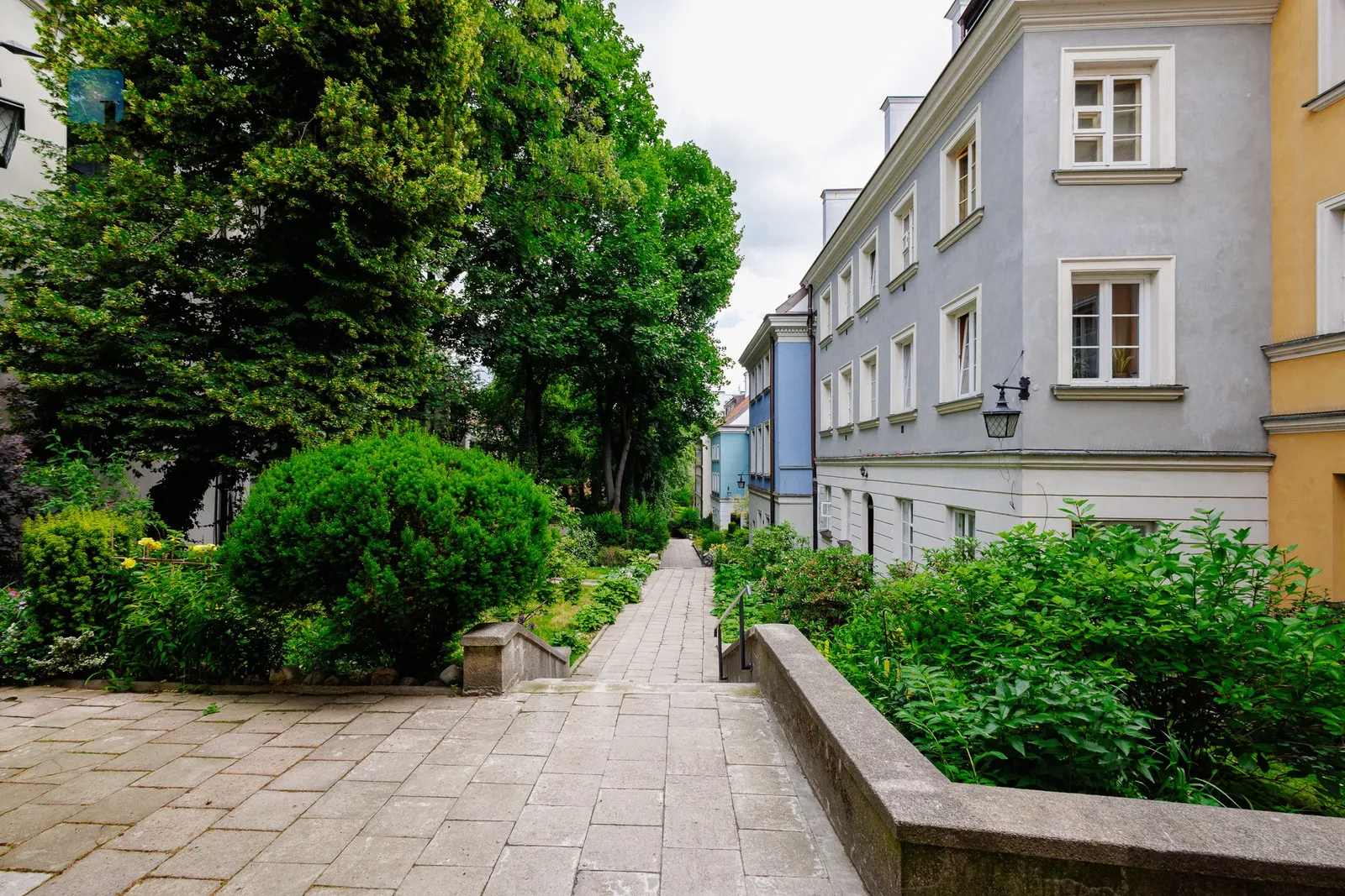 Street: Freta Region: Śródmieście Subregion: Nowe Miasto Distance to centre: 2.37 km Level: 1 Price: 5500 PLN - slider