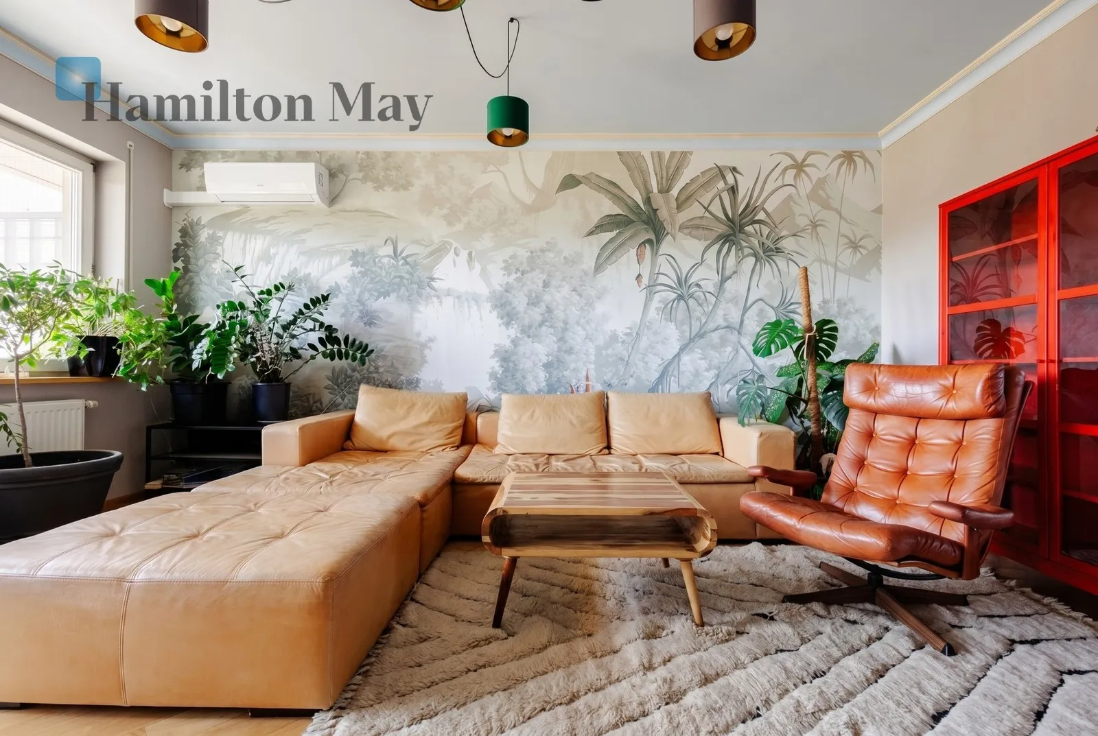City: Warszawa Street: Nowoursynowska Region: Ursynów Subregion: Ursynów Centrum Distance to centre: 9.09 km Level: 3 Price: 1400000 PLN Bedrooms: 2 Bathrooms: 1 Size: 82m2 - slider