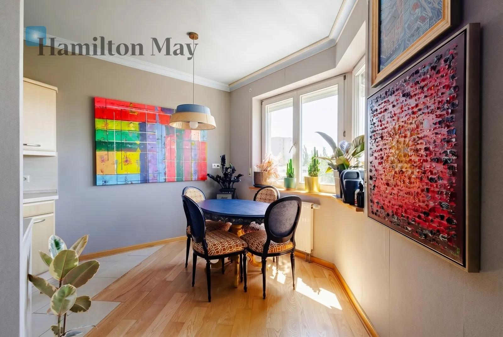 Street: Nowoursynowska Region: Ursynów Subregion: Ursynów Centrum Distance to centre: 9.09 km Level: 3 Price: 1400000 PLN Bedrooms: 2 Bathrooms: 1 Size: 82m2 - slider