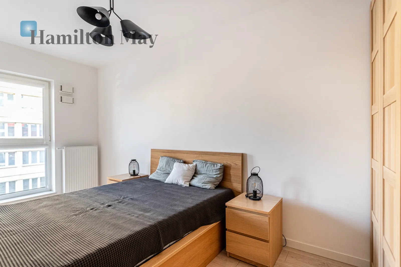 Сучасна двокімнатна квартира в Празі - slider