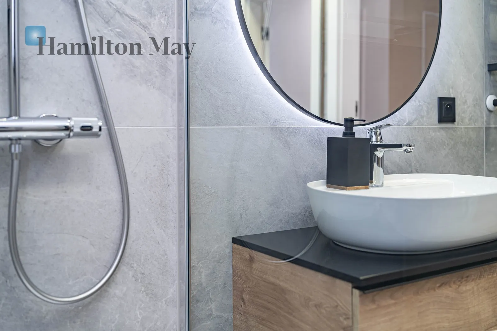 Street: Bartosza Głowackiego - slider