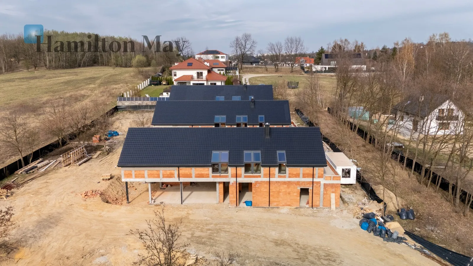 City: Kraków Street: Tytusa Chałubińskiego Region: Swoszowice Distance to centre: 8.89 km Price: 3390000 PLN - slider