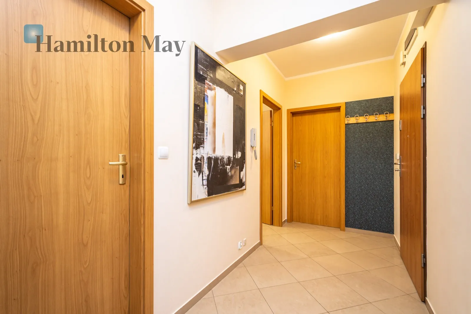 Price: 3300 PLN Bedrooms: 1 Bathrooms: 1 Size: 50m2 Price/m2: 66 PLN - slider